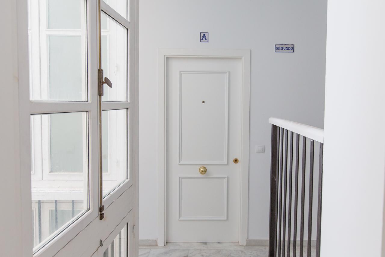 Apartamento La Casa Del Almirante Кадис Экстерьер фото